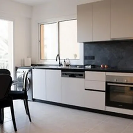 Lägenhet Delightful 1st Floor Xanthippis Strovolos