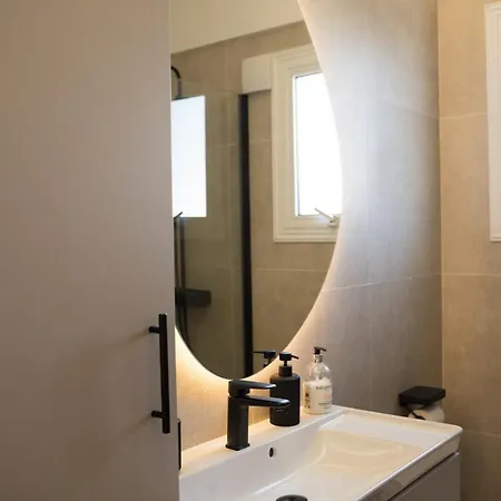 Apartment Delightful 1st Floor Xanthippis *